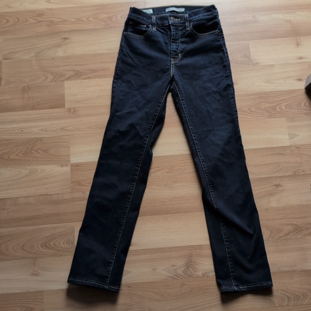 Levi's High Rise Jeans in Dark Blue